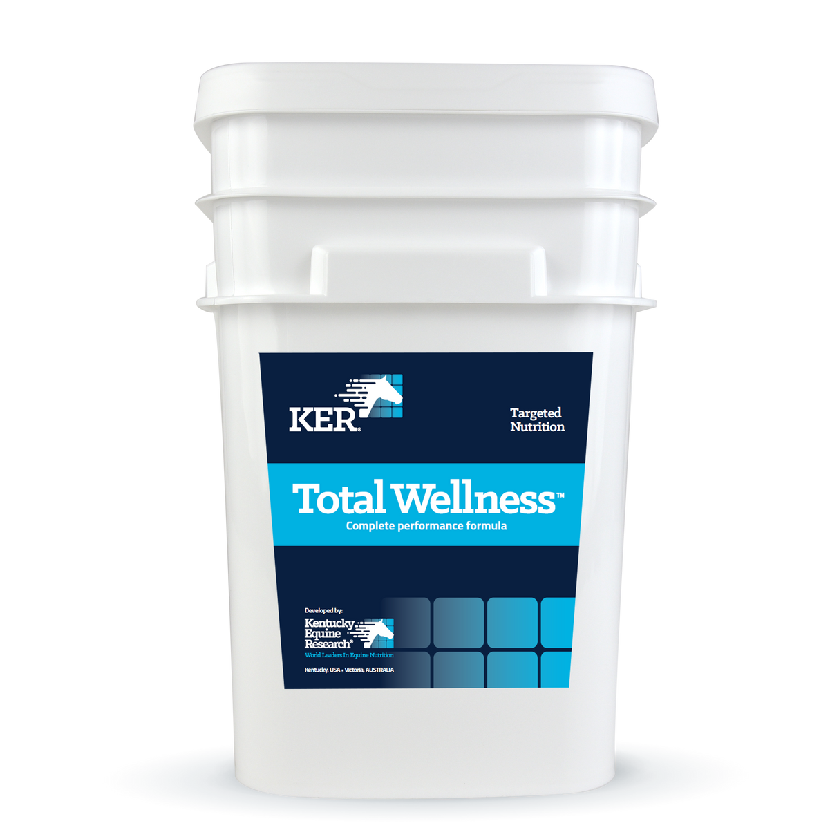 Total Wellness (10 kg, 166 servings), combination supplement for performance horses for whom support of hoof, coat, digestive, muscle, and joint health is vital.